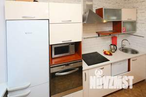 2-к квартира, посуточно, 57м2, 5/18 этаж