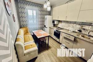 1-к квартира, посуточно, 40м2, 2/10 этаж