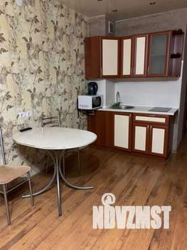 Студия квартира, посуточно, 34м2, 4/10 этаж