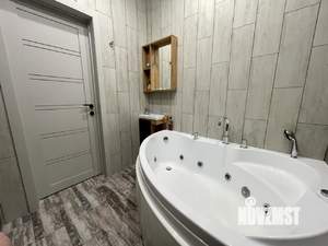 Студия квартира, посуточно, 35м2, 7/17 этаж