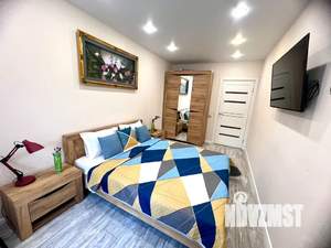 2-к квартира, посуточно, 55м2, 1/16 этаж