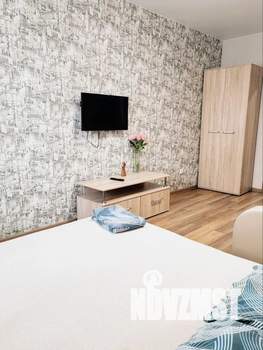 1-к квартира, посуточно, 35м2, 9/16 этаж