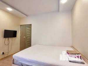 Студия квартира, посуточно, 40м2, 3/12 этаж