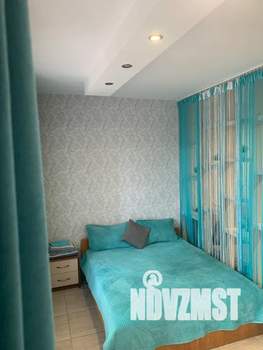 Студия квартира, посуточно, 38м2, 2/9 этаж