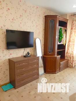 Студия квартира, посуточно, 42м2, 15/17 этаж