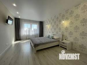 1-к квартира, посуточно, 45м2, 7/10 этаж