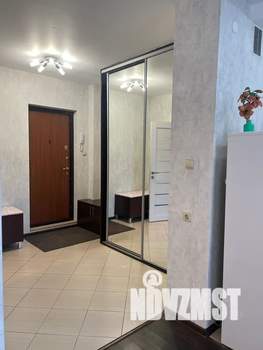 Студия квартира, посуточно, 40м2, 3/10 этаж