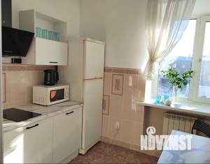 1-к квартира, посуточно, 36м2, 3/5 этаж