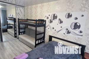 1-к квартира, посуточно, 50м2, 7/18 этаж