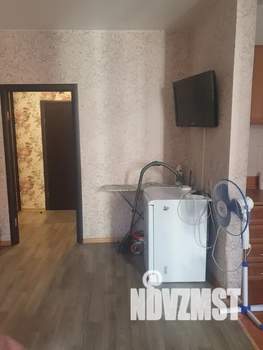 Студия квартира, посуточно, 35м2, 3/9 этаж