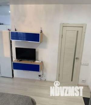 Студия квартира, посуточно, 32м2, 12/15 этаж