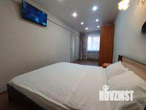 1-к квартира, посуточно, 57м2, 1/1 этаж