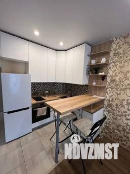 Студия квартира, посуточно, 32м2, 10/17 этаж