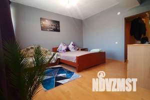 1-к квартира, посуточно, 35м2, 4/9 этаж