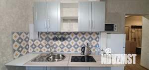 1-к квартира, посуточно, 42м2, 4/10 этаж