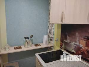 Студия квартира, посуточно, 36м2, 16/17 этаж