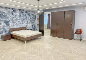 2-к квартира, на длительный срок, 70м2, 1/5 этаж