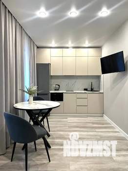 Студия квартира, посуточно, 30м2, 3/10 этаж