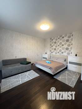 Студия квартира, посуточно, 40м2, 3/10 этаж