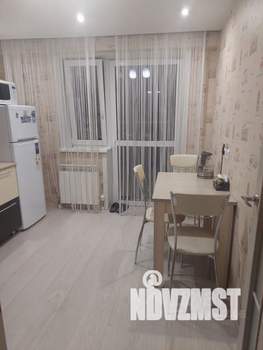 1-к квартира, посуточно, 38м2, 8/9 этаж