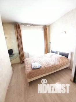 1-к квартира, посуточно, 42м2, 1/1 этаж