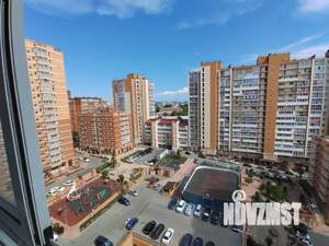 1-к квартира, посуточно, 35м2, 13/16 этаж