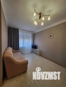 2-к квартира, посуточно, 43м2, 4/4 этаж