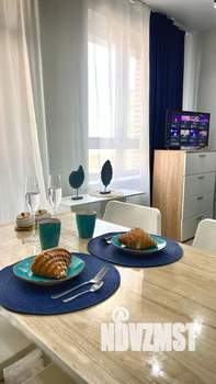 Студия квартира, посуточно, 40м2, 8/15 этаж