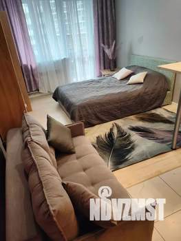 Студия квартира, посуточно, 35м2, 3/15 этаж