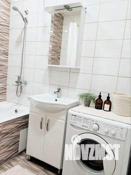 1-к квартира, посуточно, 35м2, 9/16 этаж