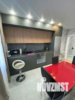 3-к квартира, посуточно, 72м2, 1/1 этаж