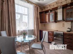 2-к квартира, посуточно, 54м2, 1/1 этаж