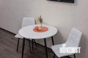 2-к квартира, посуточно, 43м2, 1/1 этаж