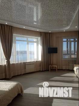 3-к квартира, посуточно, 140м2, 16/16 этаж