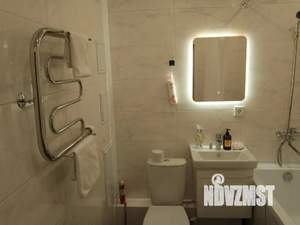 Студия квартира, посуточно, 37м2, 10/17 этаж