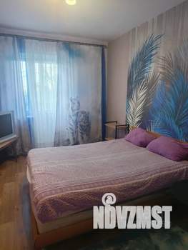 1-к квартира, посуточно, 40м2, 1/9 этаж