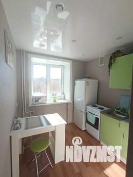 1-к квартира, посуточно, 32м2, 4/5 этаж