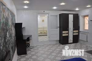 1-к квартира, посуточно, 54м2, 1/2 этаж
