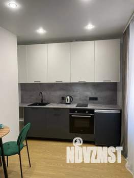 1-к квартира, посуточно, 42м2, 6/17 этаж