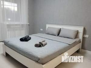 Студия квартира, посуточно, 41м2, 2/17 этаж