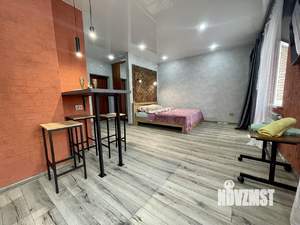 1-к квартира, посуточно, 37м2, 1/1 этаж