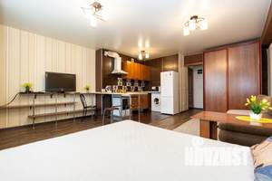 Студия квартира, посуточно, 40м2, 3/12 этаж