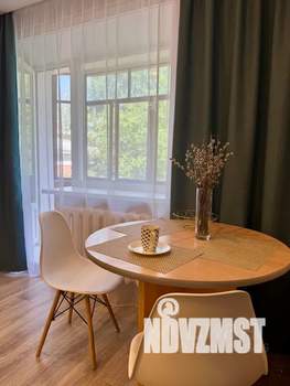 2-к квартира, посуточно, 44м2, 3/5 этаж