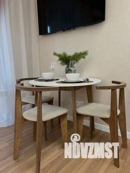 1-к квартира, посуточно, 42м2, 11/18 этаж