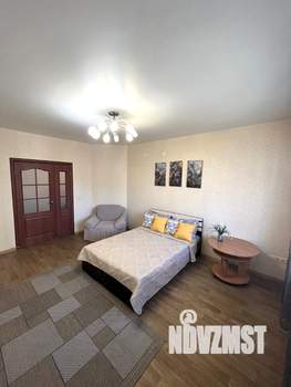 1-к квартира, посуточно, 50м2, 7/10 этаж