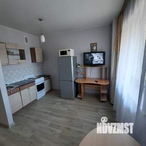 Студия квартира, посуточно, 37м2, 7/9 этаж