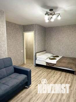 1-к квартира, посуточно, 37м2, 1/1 этаж