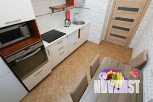 2-к квартира, посуточно, 57м2, 5/18 этаж