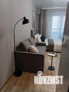 Студия квартира, посуточно, 31м2, 5/19 этаж