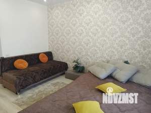 1-к квартира, посуточно, 41м2, 7/18 этаж